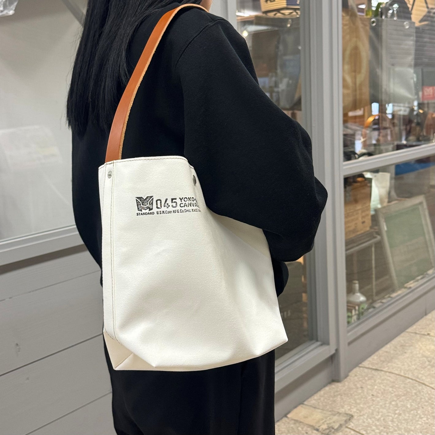 M25A21 Bucket Carry Bag Short
