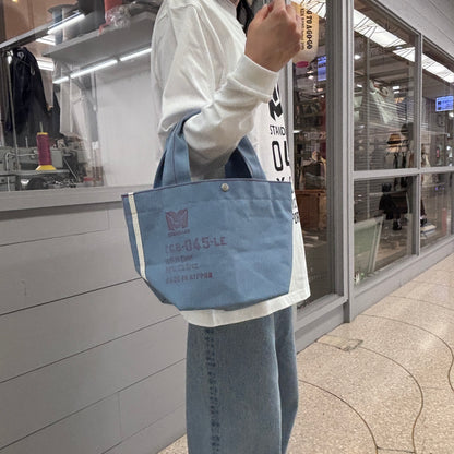 M24B17 Canoe Tote Bag